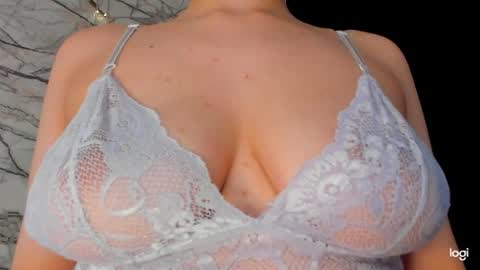 naty online show from May 16, 2:58 am