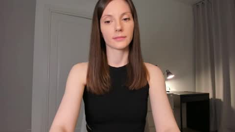 Anna online show from March 27, 8:20 pm