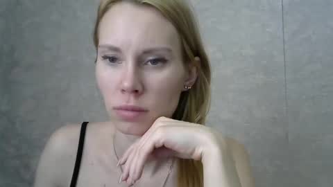 _alex1819 online show from March 30, 10:04 am