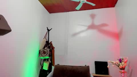  Alexa14 online show from April 7, 7:49 pm