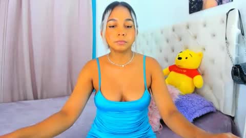 Analia online show from January 30, 11:13 pm