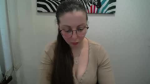 Anna online show from February 11, 9:33 am