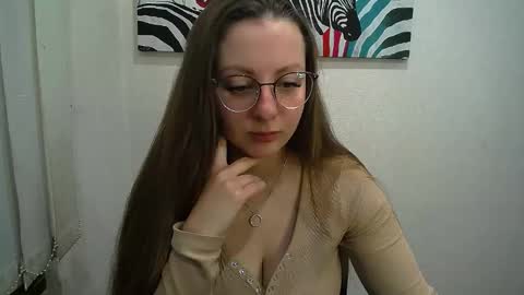 Anna online show from December 20, 7:01 am