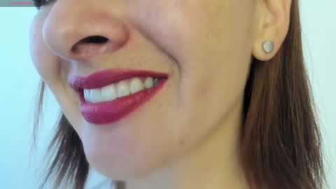 antonia online show from April 17, 3:36 pm