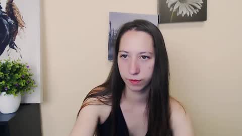 _astraia_ online show from June 15, 9:20 am