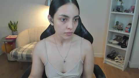 Bella Evans online show from March 24, 6:08 am