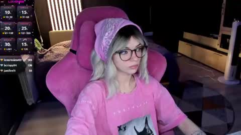 Olivia Subscribe to my Fansly -   online show from June 23, 11:47 pm