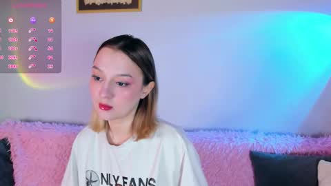 Christina Chris online show from November 16, 6:48 am