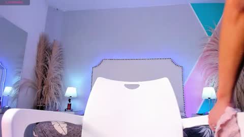 _cherry_fox online show from March 20, 12:43 pm