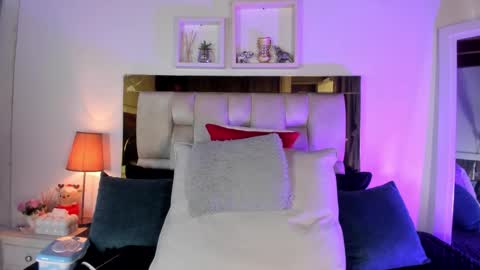 Isabella online show from March 6, 12:11 pm