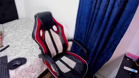 Emma online show from April 8, 12:57 am