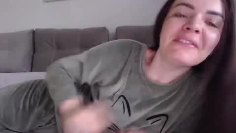 Criss4u online show from April 3, 5:49 am