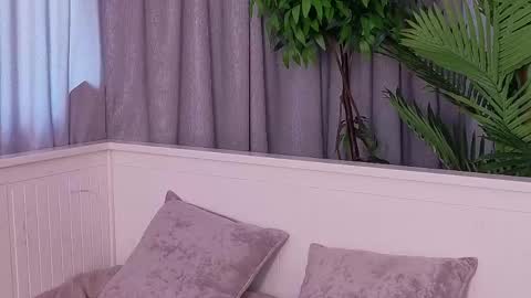 Lana online show from May 14, 7:36 am