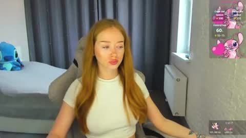_hot_mia_1 online show from June 14, 2:50 pm
