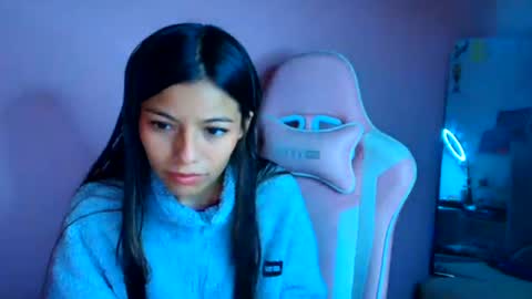 khloe sweet online show from July 6, 3:03 pm