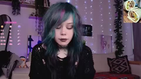 Lolly online show from January 10, 9:47 am