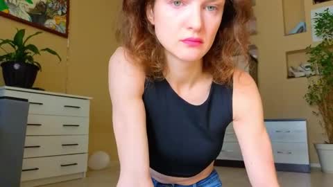 Sophia online show from May 7, 2:49 am