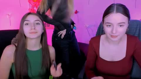 your Mila online show from March 20, 11:15 am