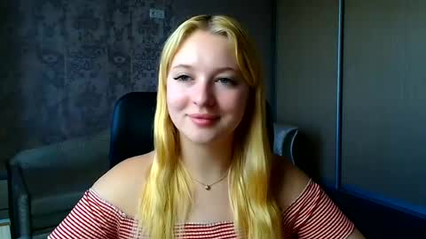 Melanie online show from June 12, 6:32 am
