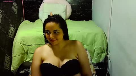 _milf_naughty online show from April 14, 2:55 am