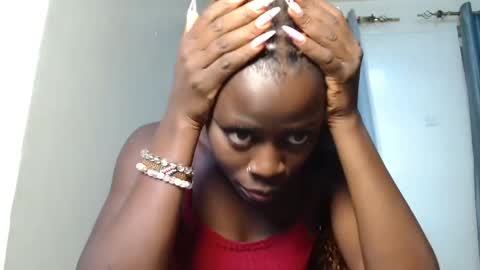 _naughty_alexah online show from May 11, 7:43 am