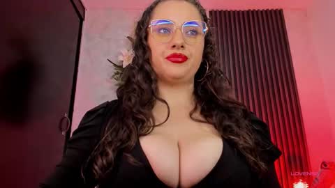 Mariana online show from February 27, 2:33 am