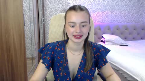 Jasminefeelings online show from April 5, 7:07 am
