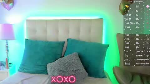 Sasha  online show from April 30, 5:40 pm