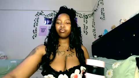 Abbie online show from June 24, 9:14 pm