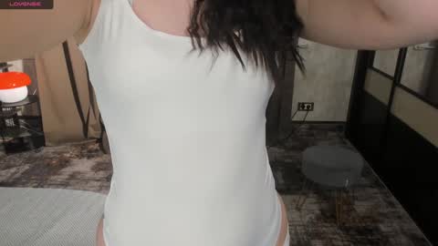 Sarah online show from March 6, 7:25 am