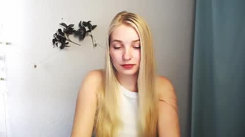 Rachel online show from May 19, 11:28 am