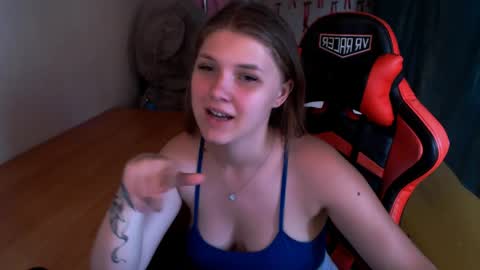 Mari online show from May 25, 2:16 pm