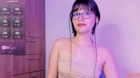     online show from April 9, 5:21 am