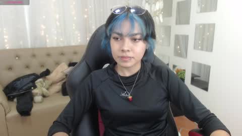 Abbi online show from December 5, 7:28 pm