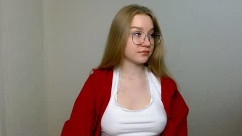 Abby Lovense is active online show from June 13, 10:34 am