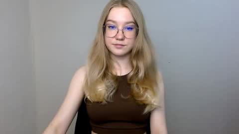 Abby Lovense is active online show from April 11, 3:16 pm