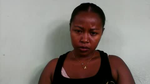 abella677022 online show from April 1, 9:32 am