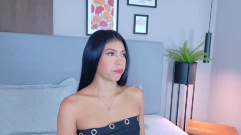 abiehils online show from March 5, 11:39 am