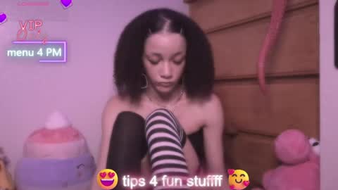 Peach online show from May 9, 4:03 am