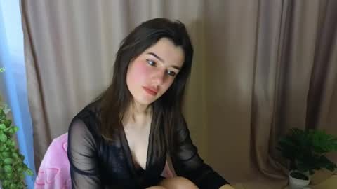 Adellyy online show from April 19, 2:50 pm