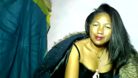 aelyaa online show from June 26, 11:44 am