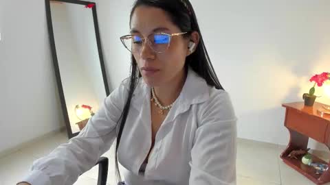 Lorena online show from March 19, 4:55 pm