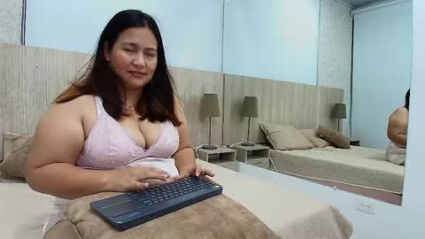 Agata Hernandez online show from April 25, 3:42 am