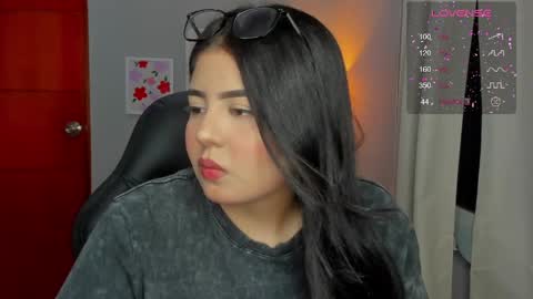 Cat online show from April 11, 5:02 am