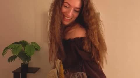 agnes wells online show from March 11, 9:57 am