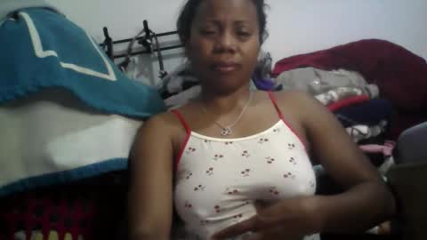 Aicha boobs online show from April 21, 10:39 pm
