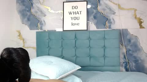 Ailyn online show from April 17, 9:06 pm