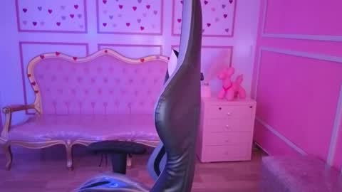 ailen online show from September 10, 2:55 am