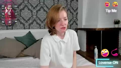 Sofia help me get 50 thumbs up online show from August 8, 5:26 am