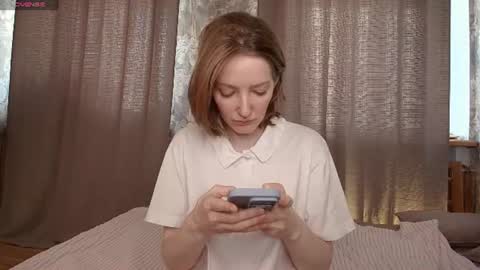 Sofia help me get 50 thumbs up online show from August 9, 5:12 am